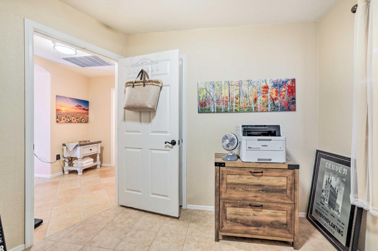 Goodyear Vacation Rental With Pool, Close To Hikes! Liberty Dış mekan fotoğraf
